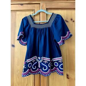 Crown & Ivy Embroidered Top Medium Petite EUC